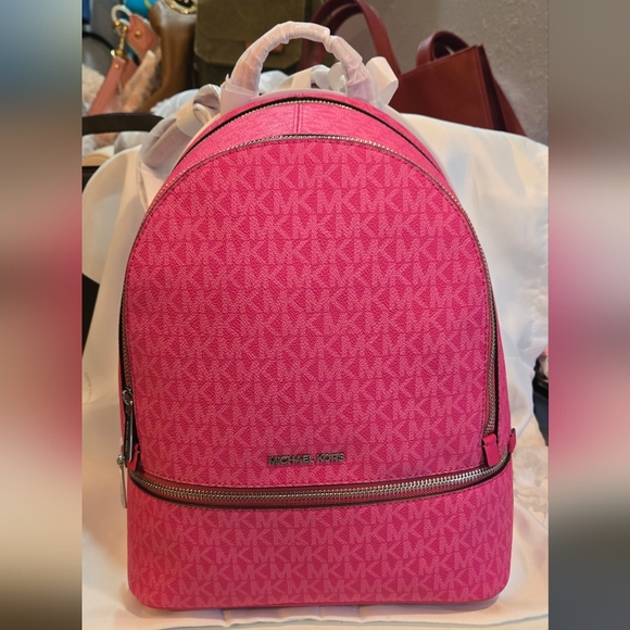 NWT Michael Kors Pink Logo Backpack 10.5x12x5.5 - Picture 1 of 6